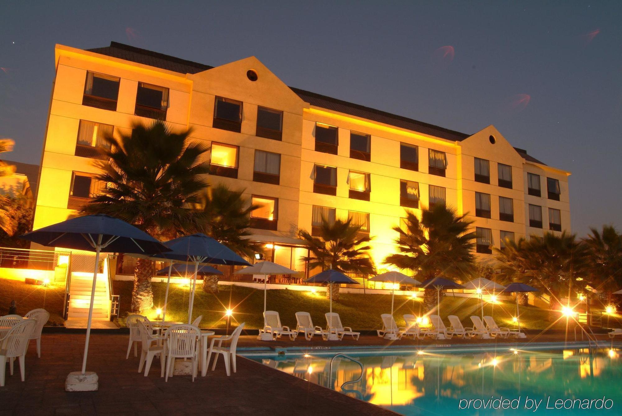 Nh Iquique Costa Hotel Exterior photo