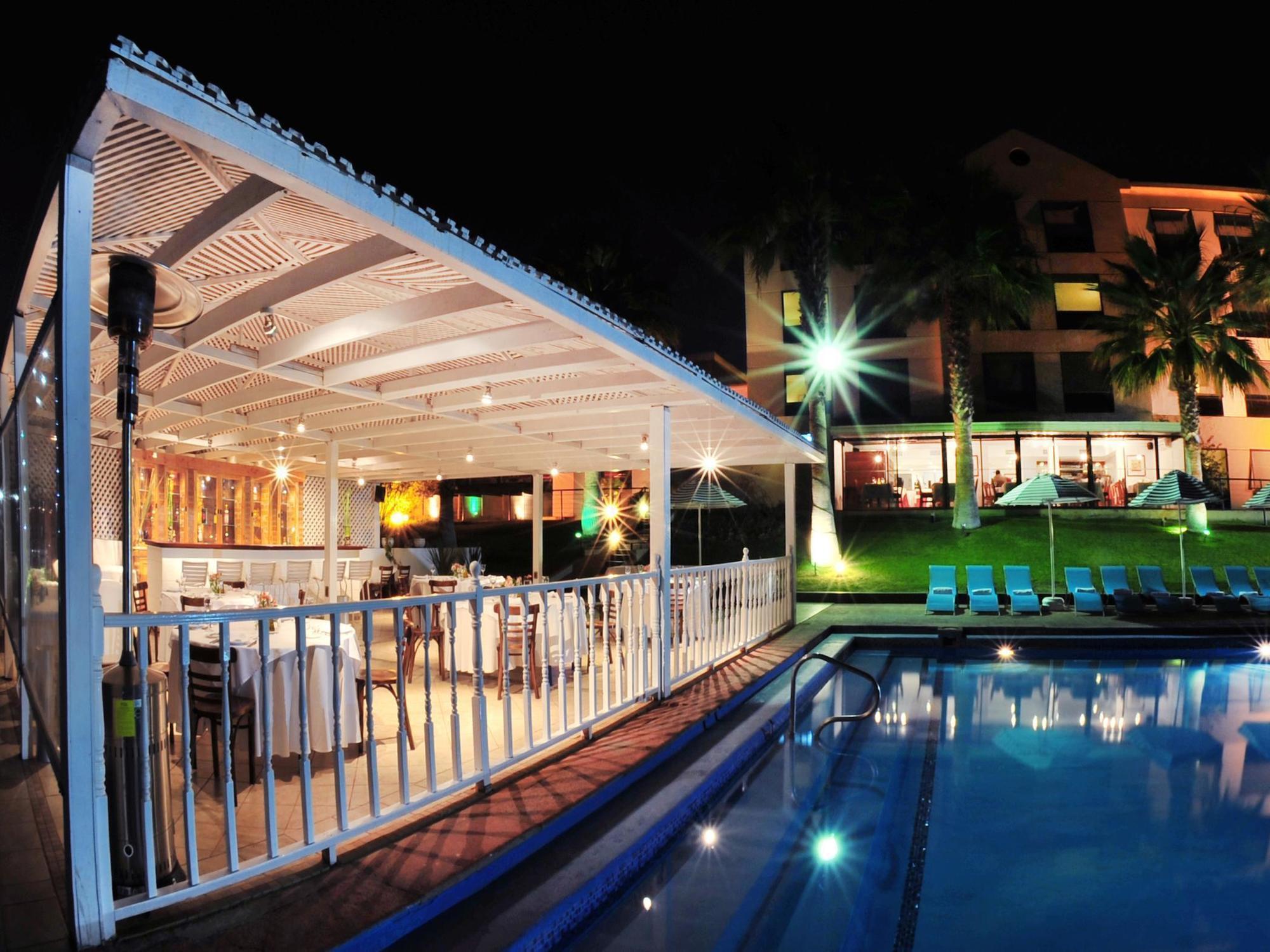 Nh Iquique Costa Hotel Exterior photo